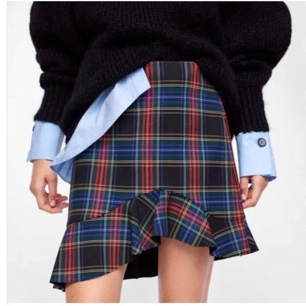 Zara Woman Plaid Asymmetrical Ruffle Raw Hem Mini Skirt Tartan Holiday Sz S